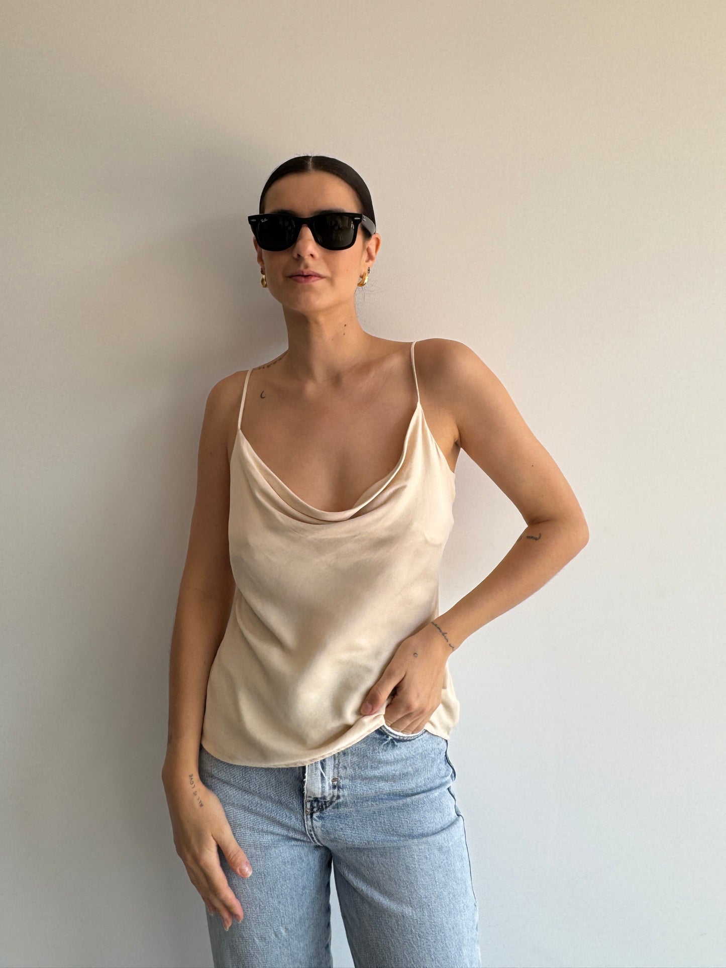 BLUSA CETIM CREME ZARA - PP