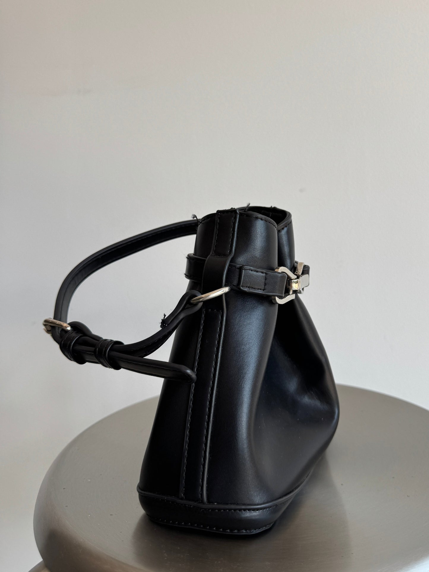 BOLSA DE MÃO PRETA