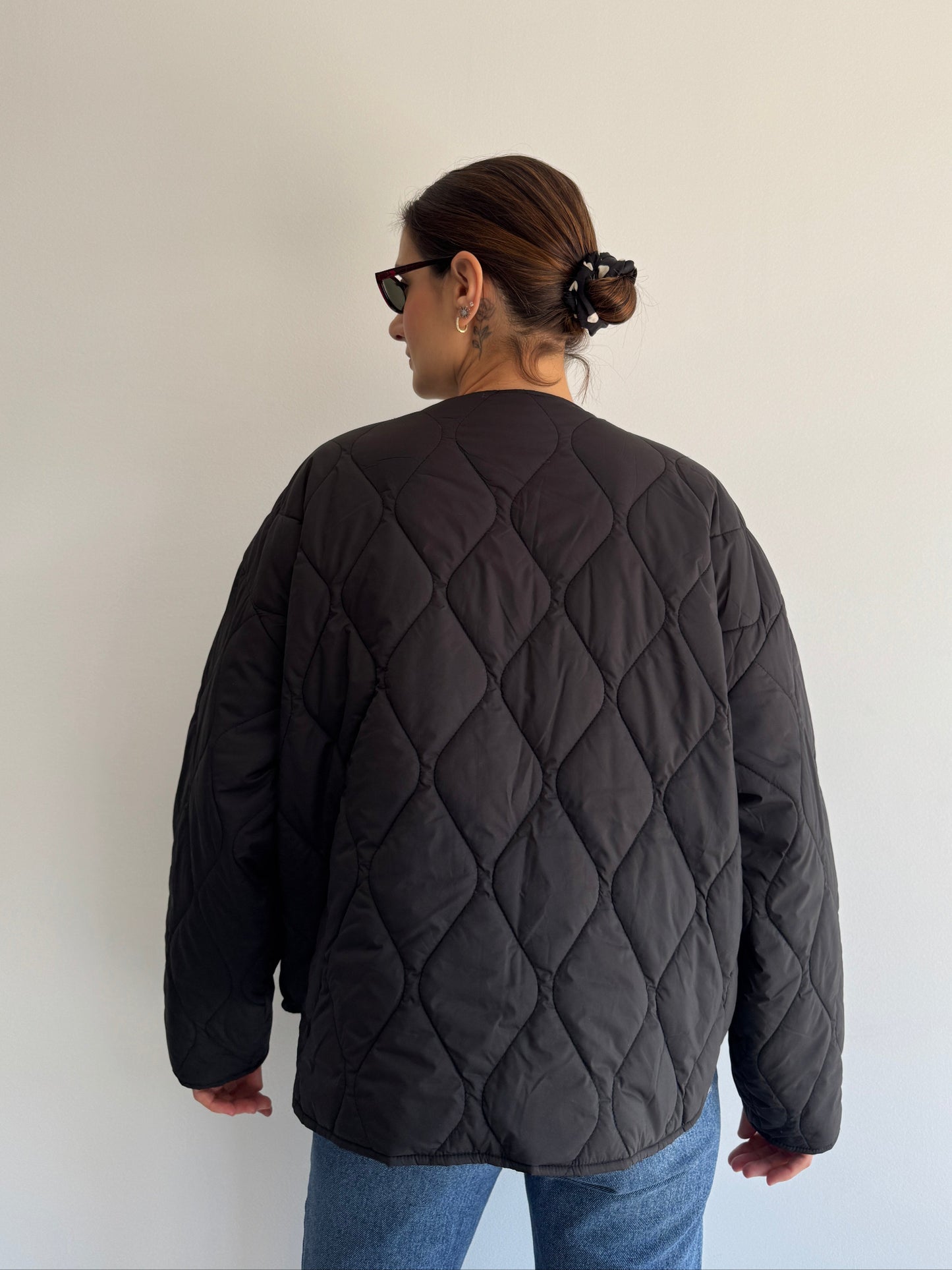 JAQUETA MATELASSÊ PRETA ZARA - G