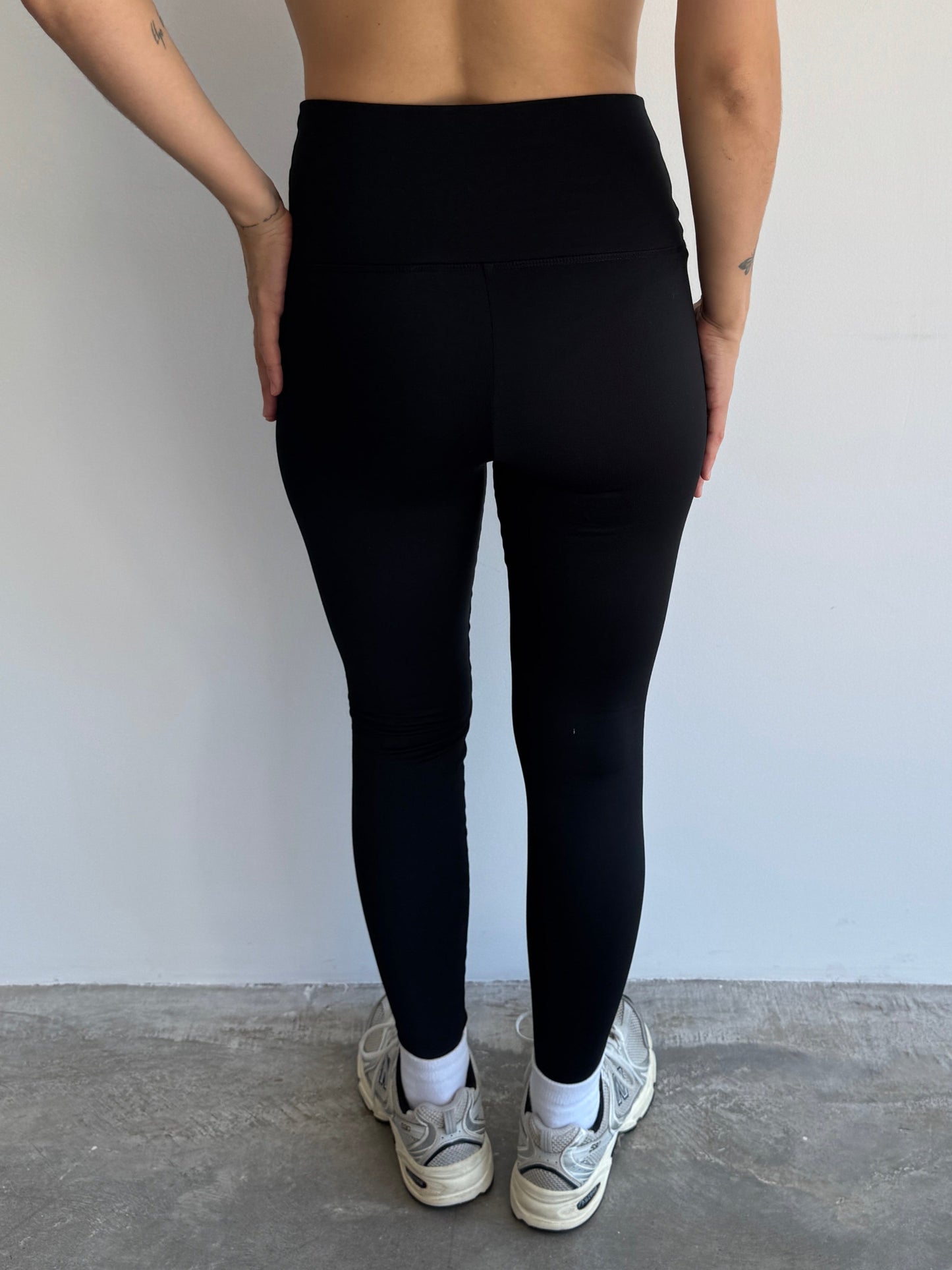 LEGGING PRETA - P