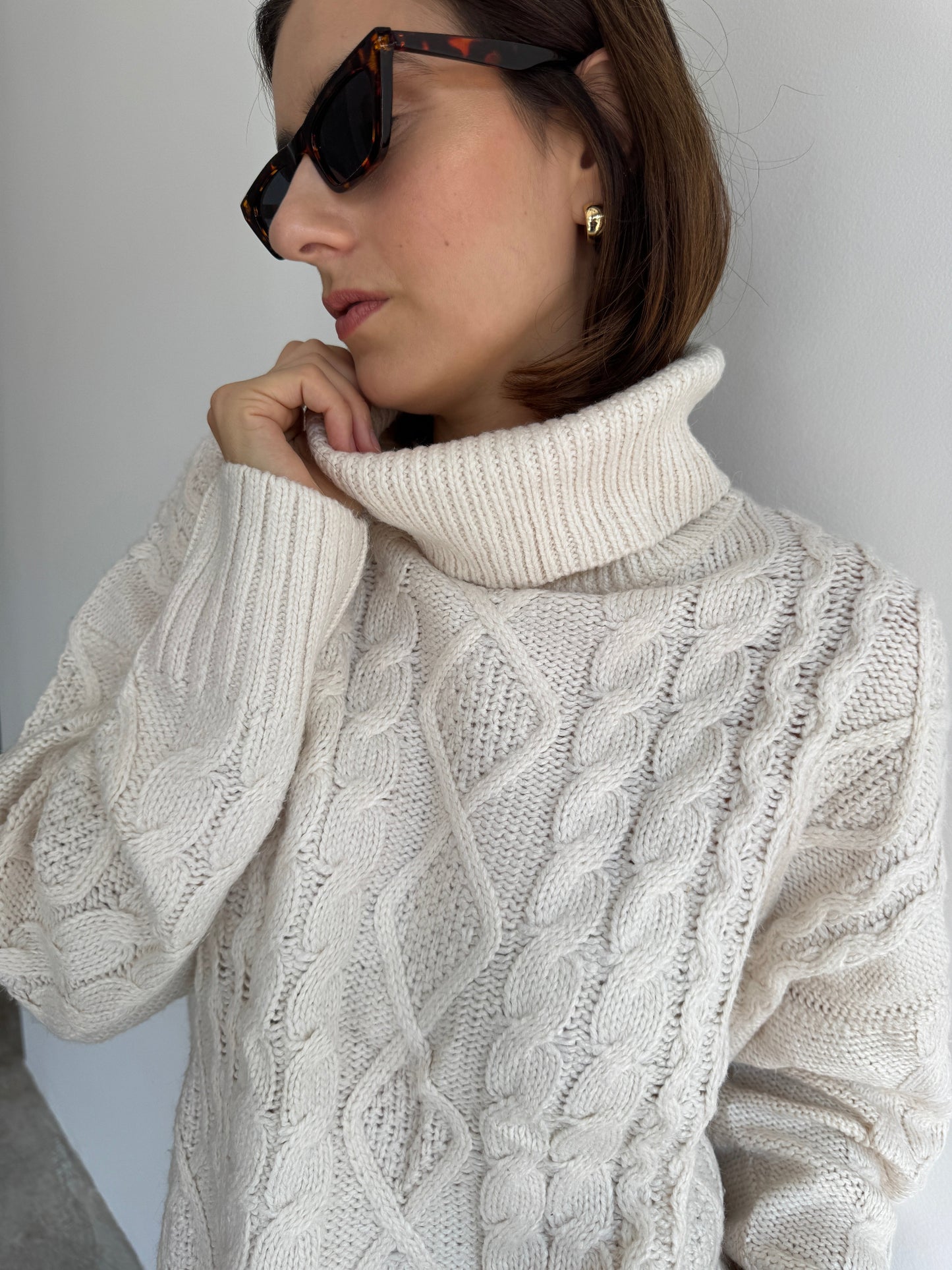 TRICOT ALONGADO CREME - M