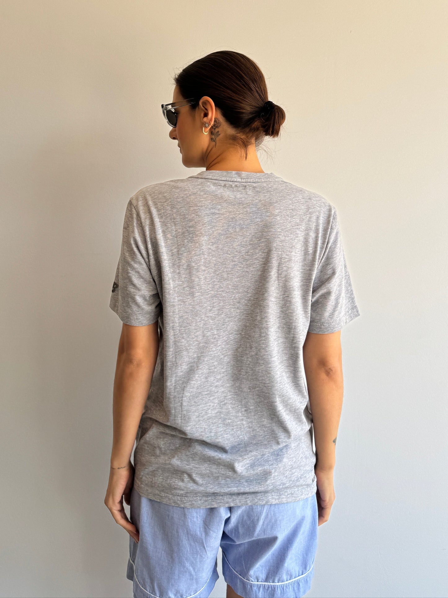 CAMISETA CINZA NEW BALANCE - M