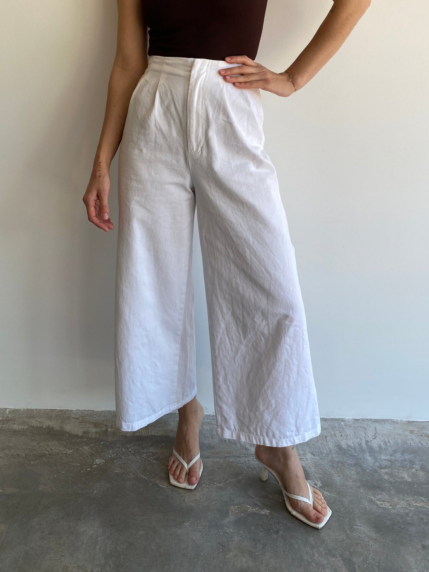 CALÇA SARJA BRANCA - P