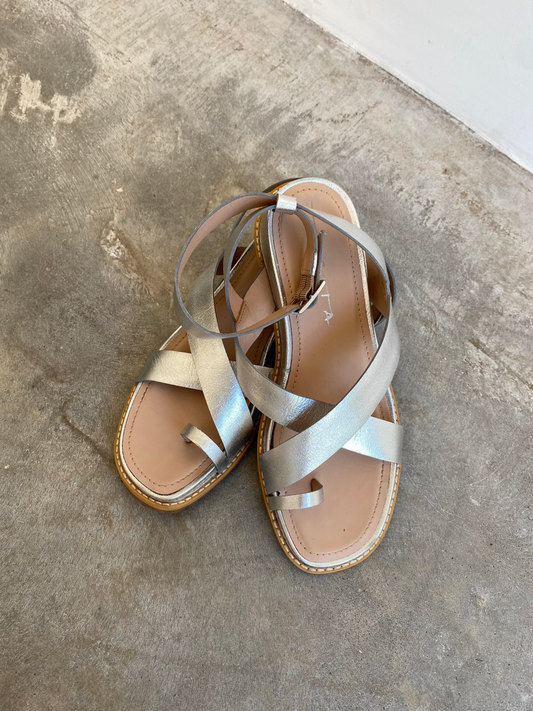 SPORTSANDAL COURO PRATA TABITA - 37