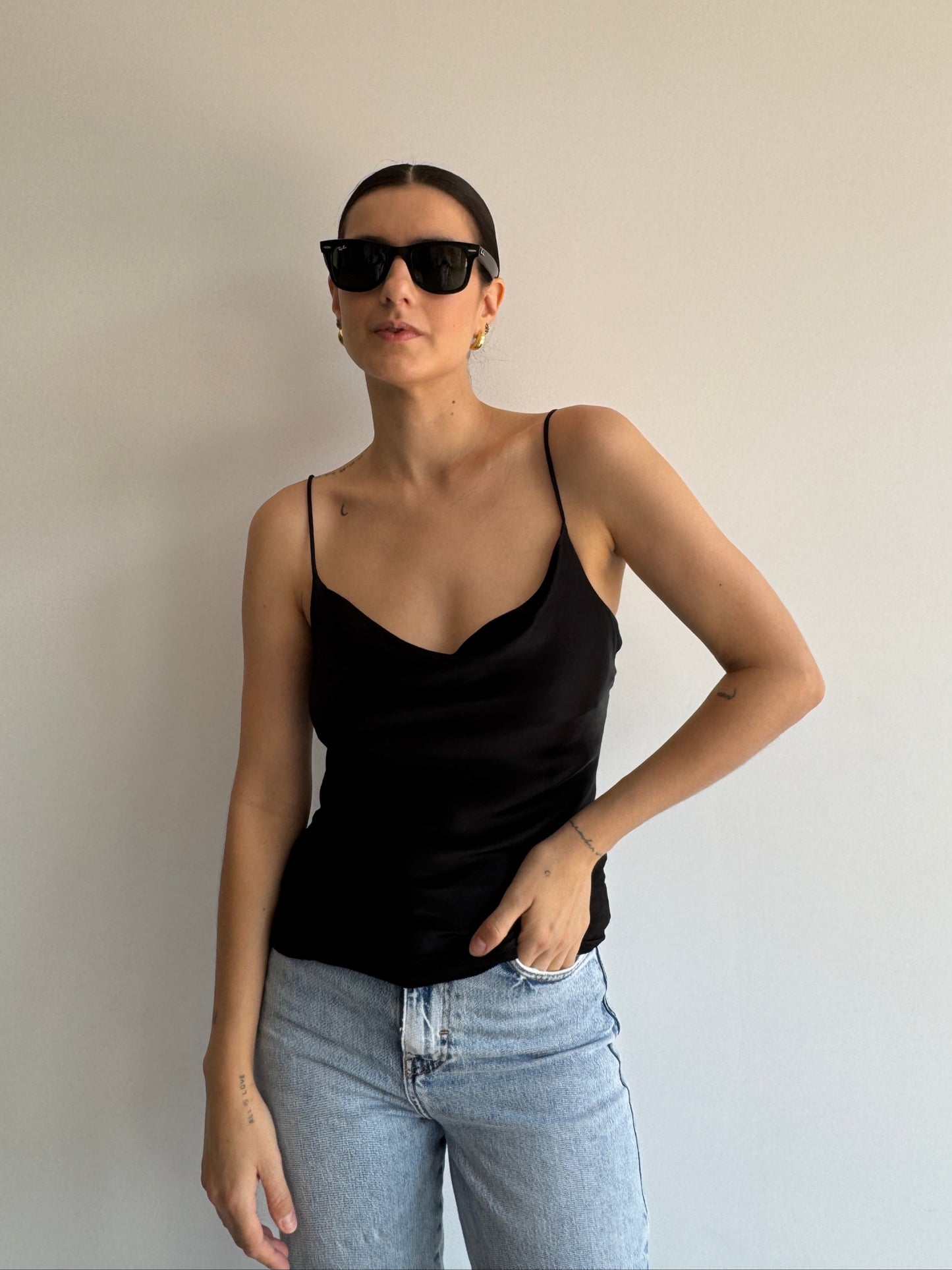 BLUSA CETIM PRETA ZARA - PP
