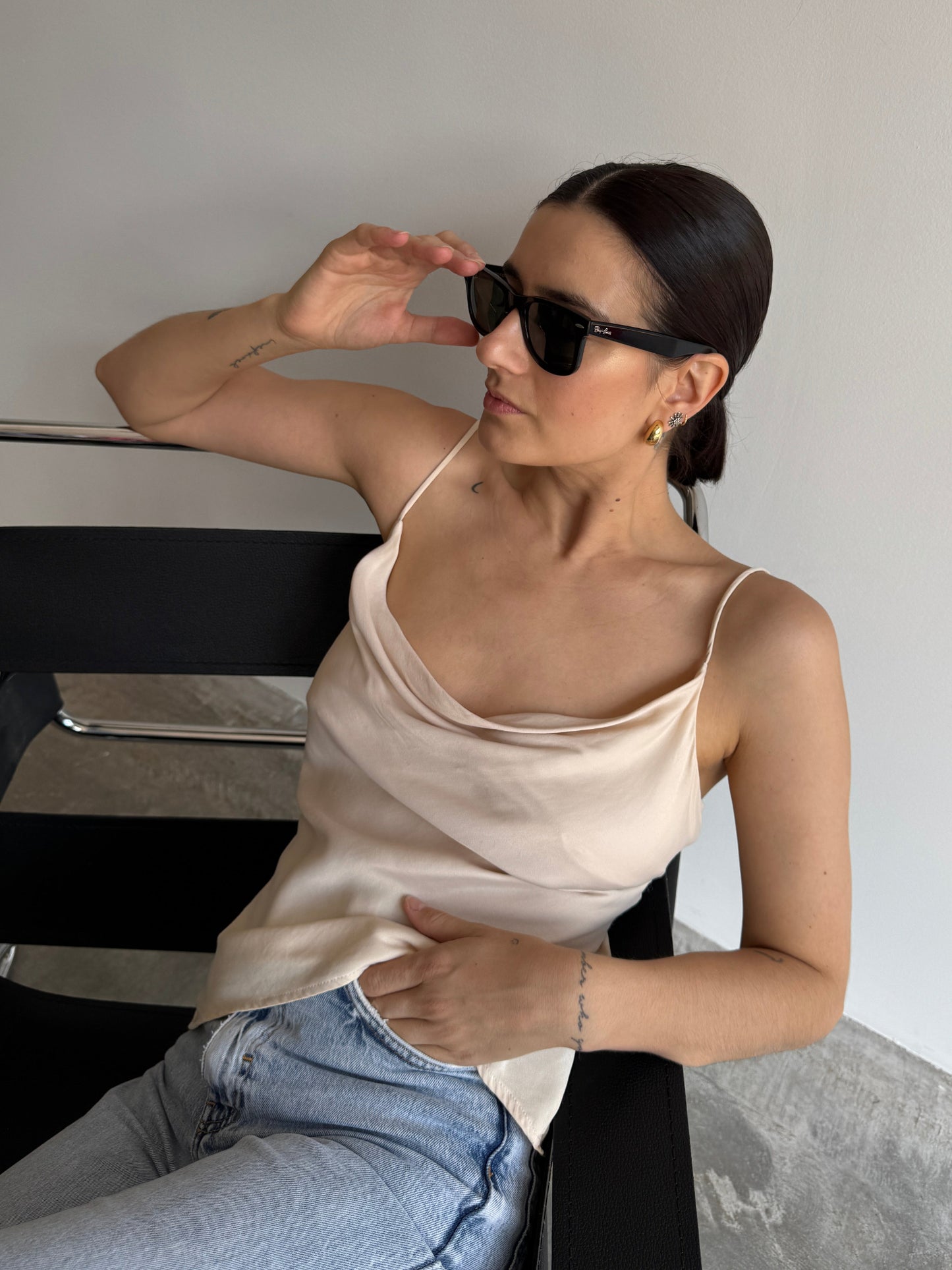 BLUSA CETIM CREME ZARA - PP