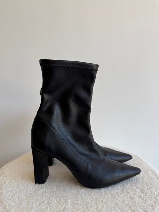 ANKLE BOOT PRETO - 35