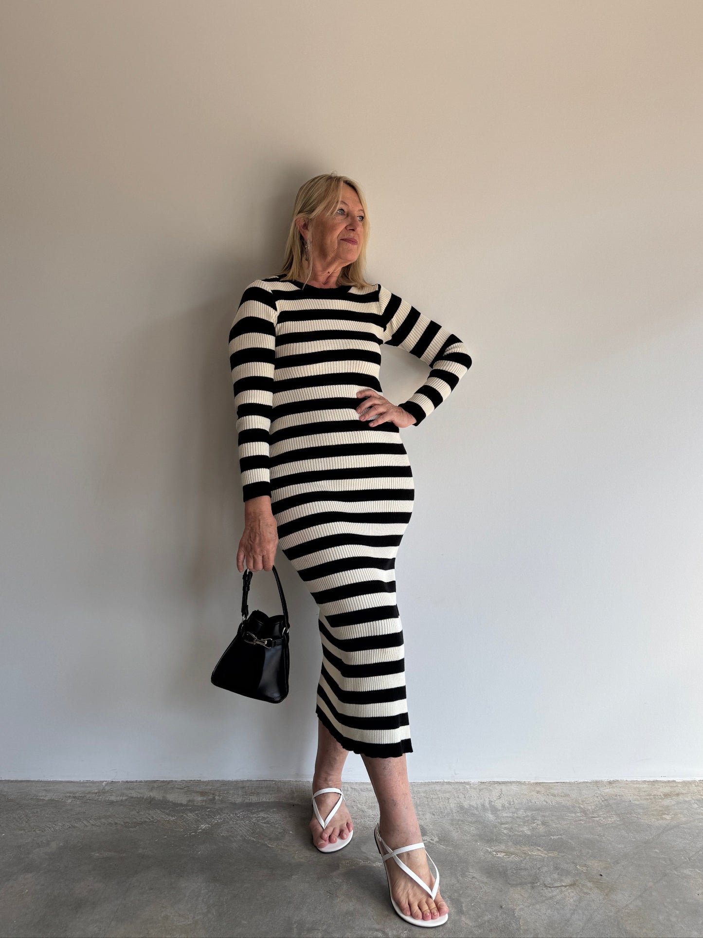 VESTIDO TRICOT LISTRADO - M