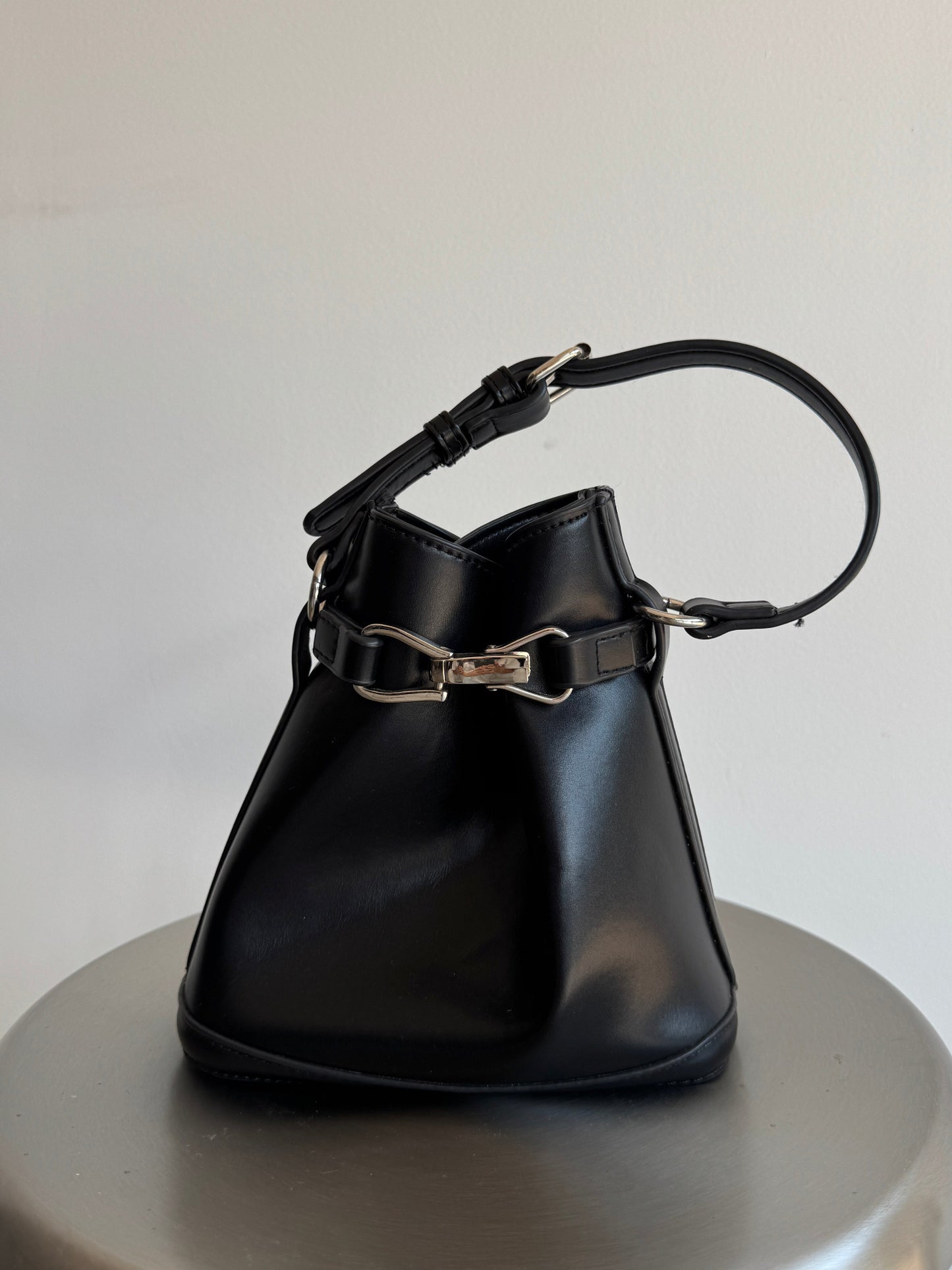 BOLSA DE MÃO PRETA