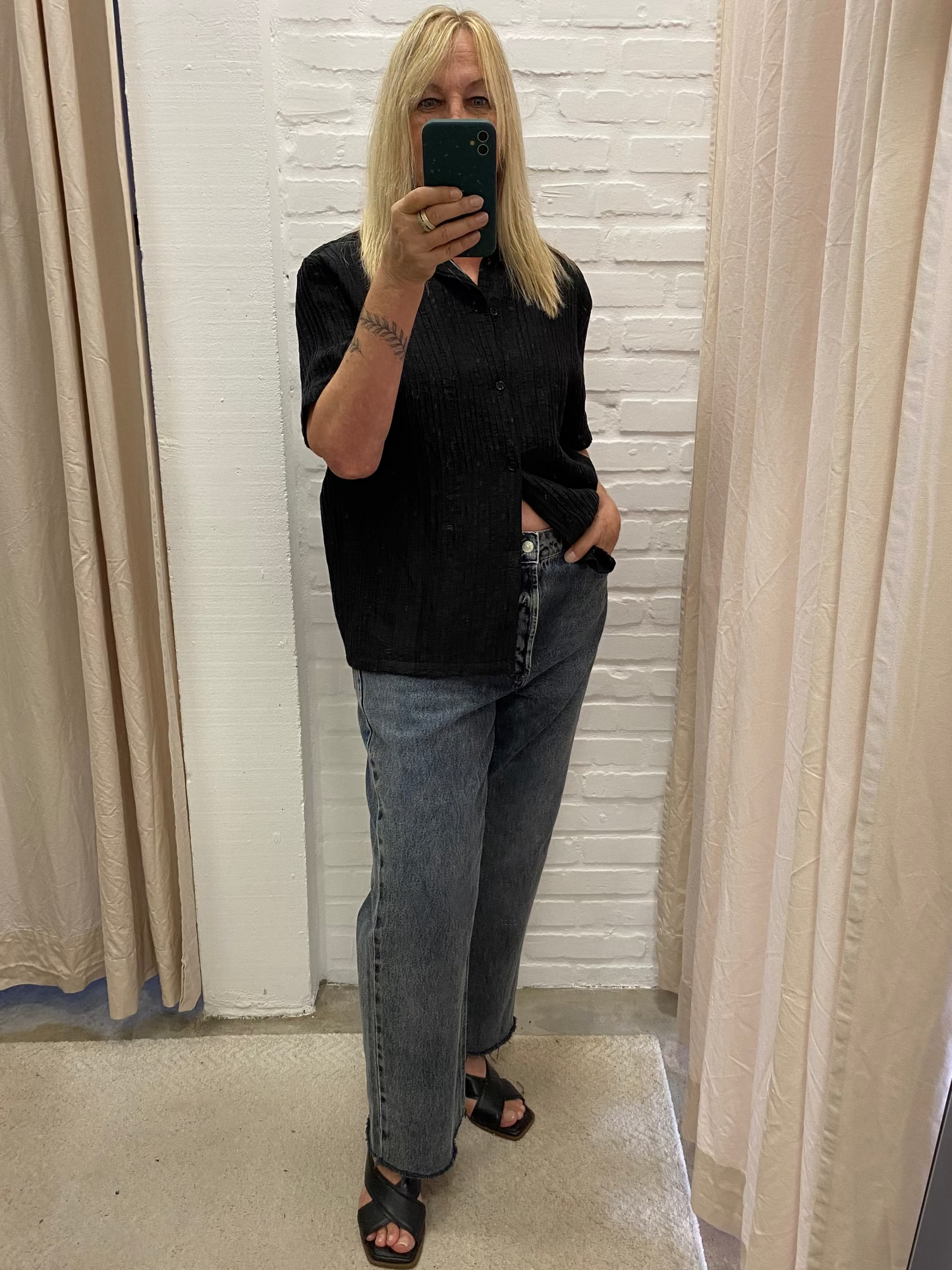 CALÇA JEANS ESCURO - 44