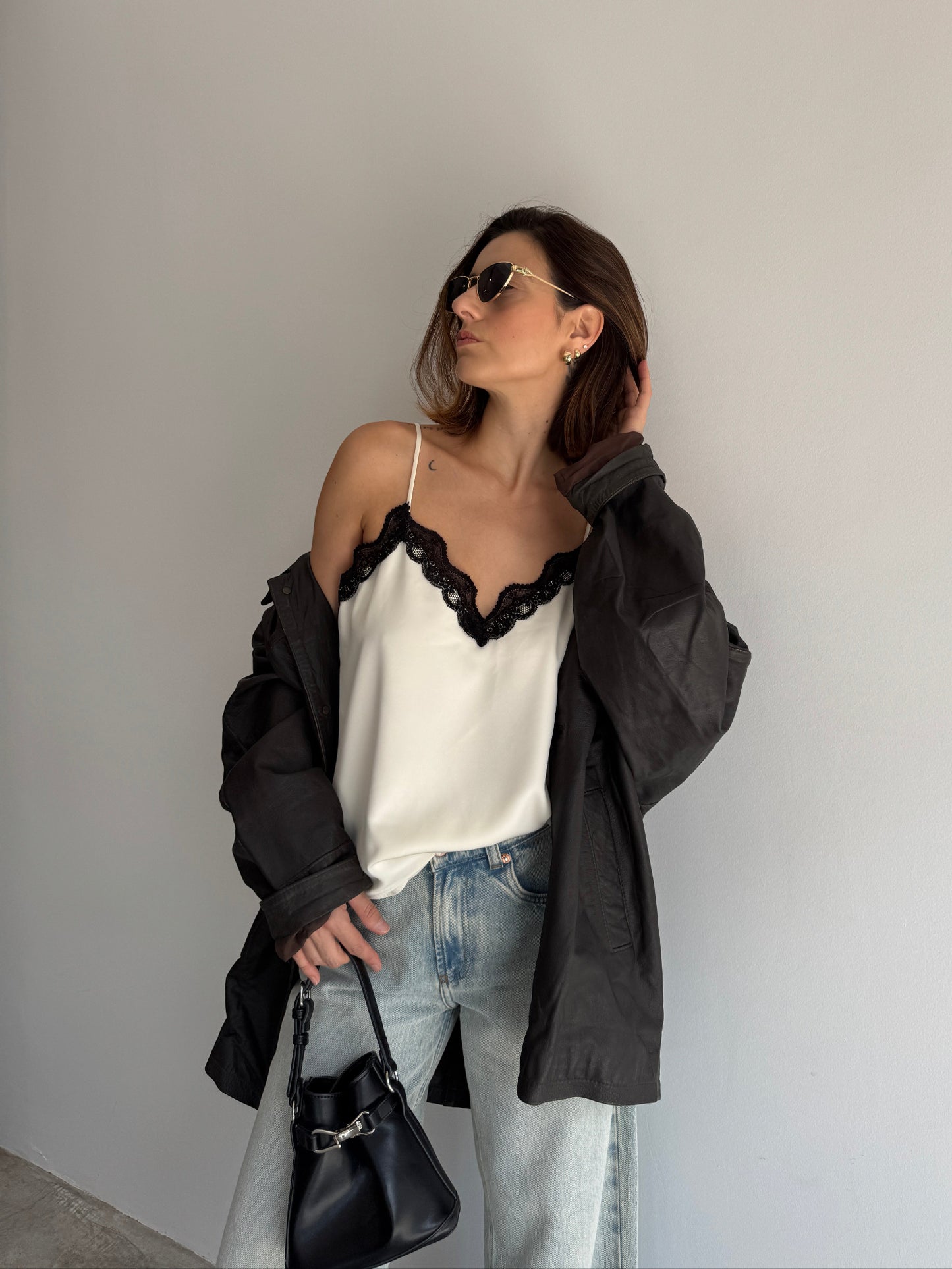 BLUSA CREME COM RENDA - M