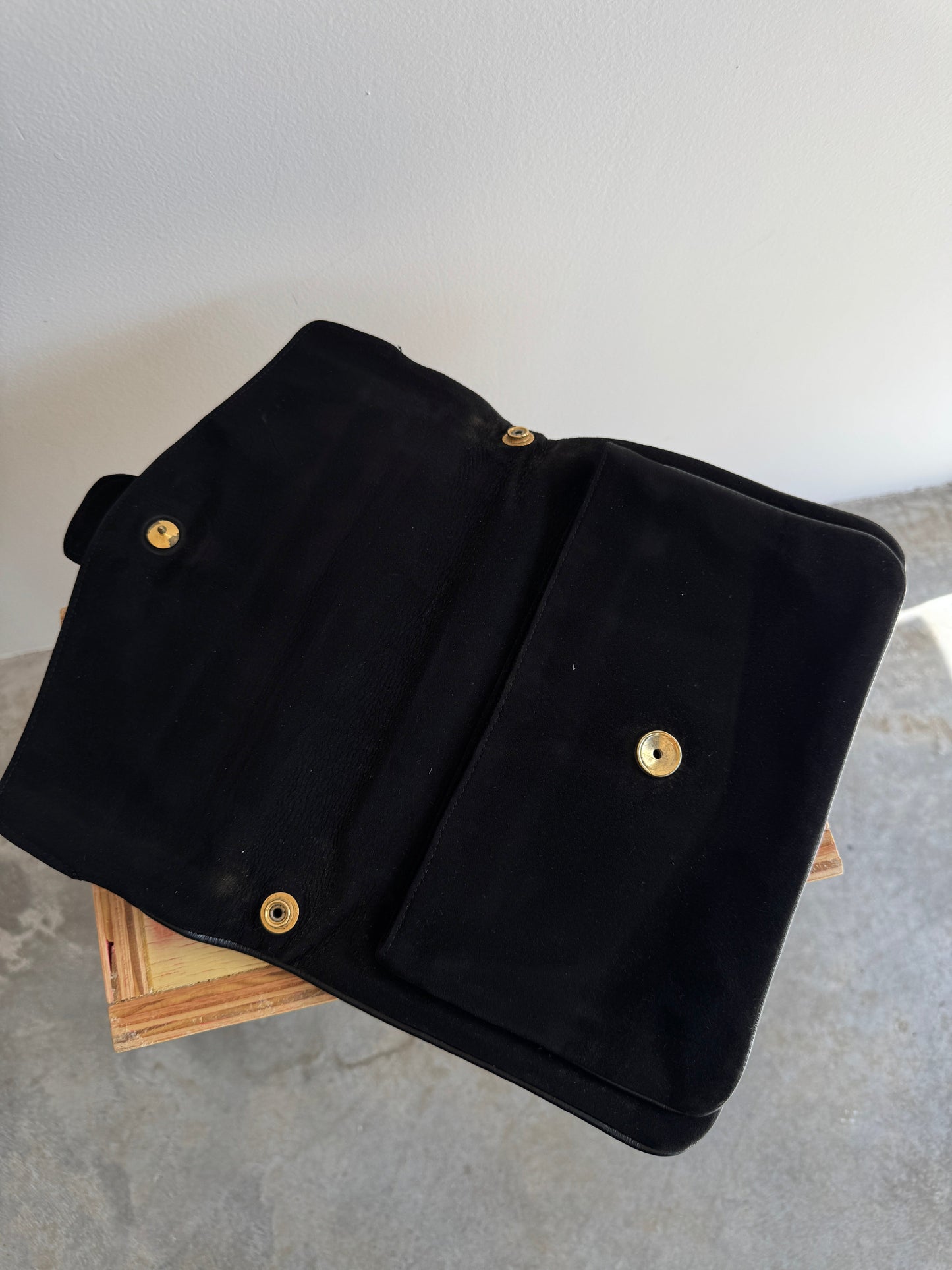 CLUTCH CAMURÇA PRETA
