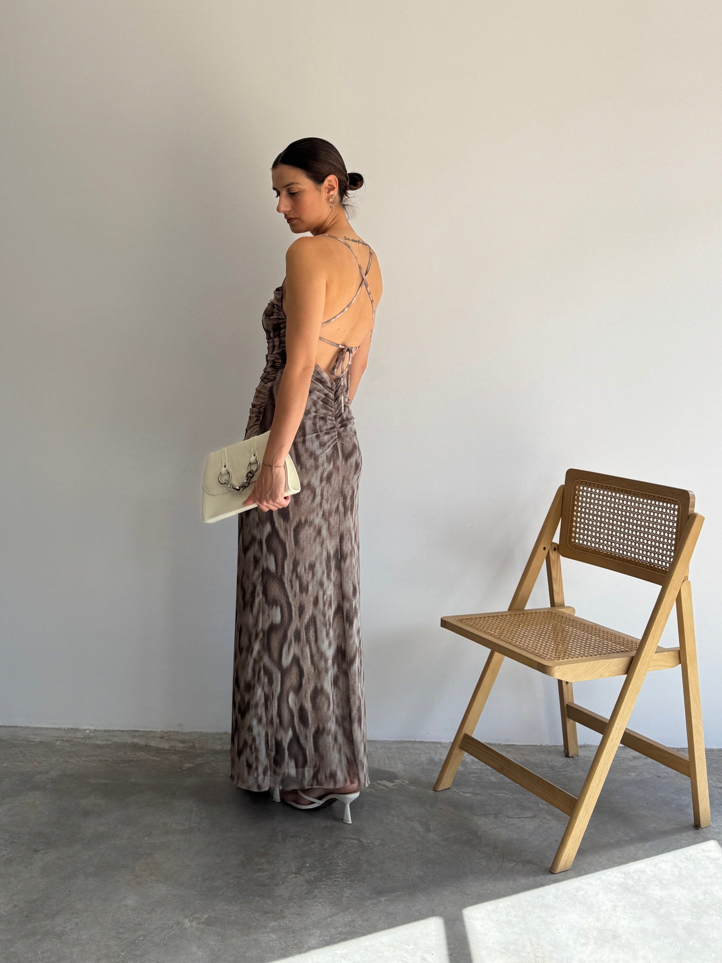 VESTIDO TULE SNAKE MARROM - P