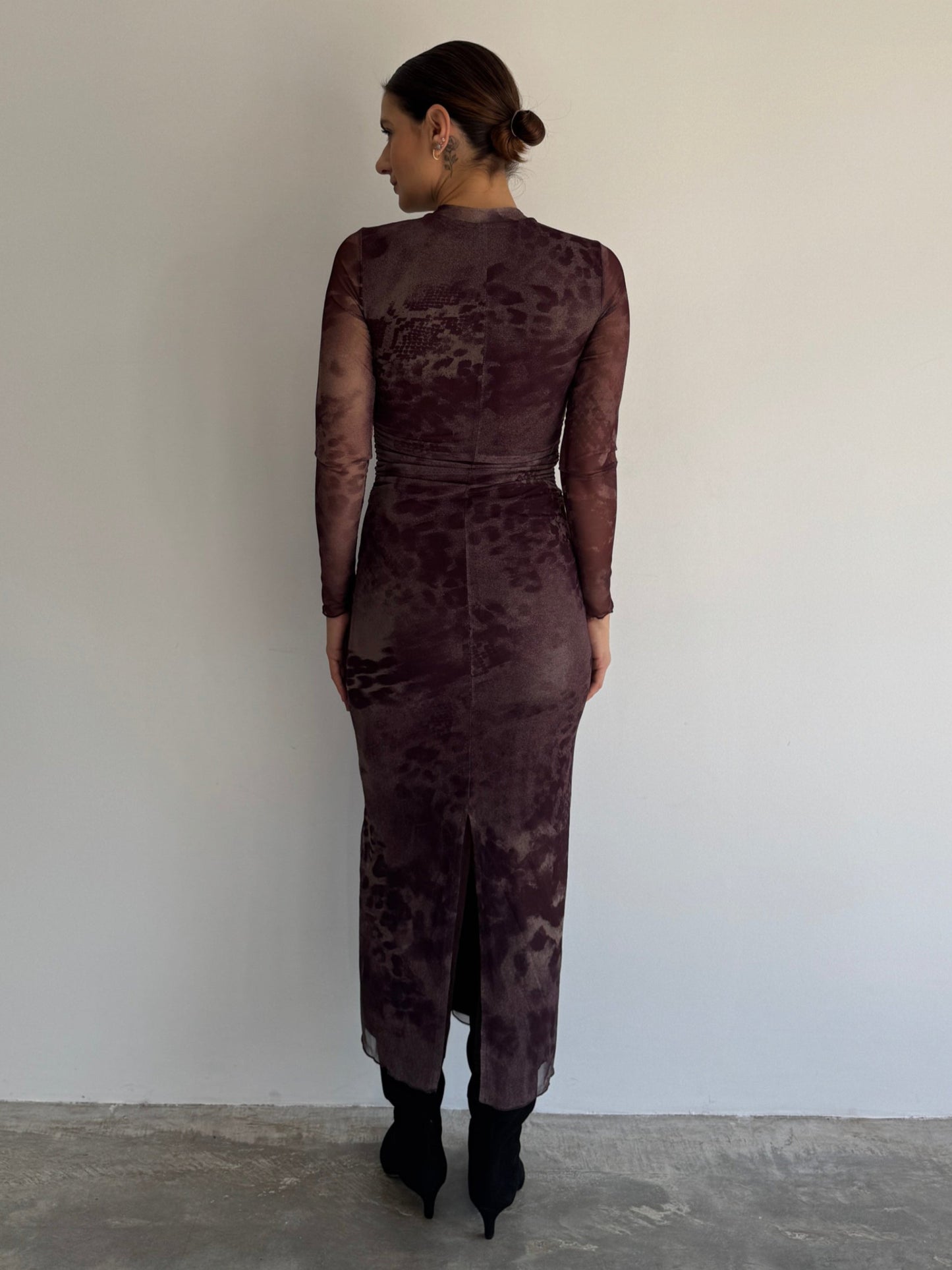 VESTIDO TULE MARROM ANIMAL PRINT - PP