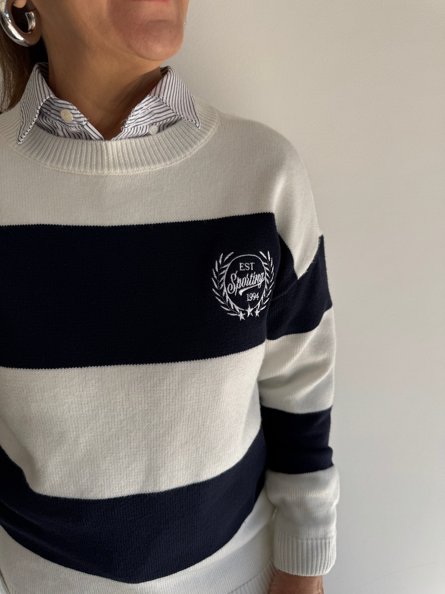 TRICOT LISTRAS BORDADO - M