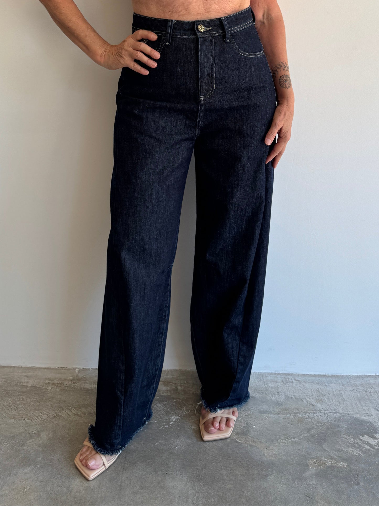 CALÇA BALLOON JEANS ESCURO - 40