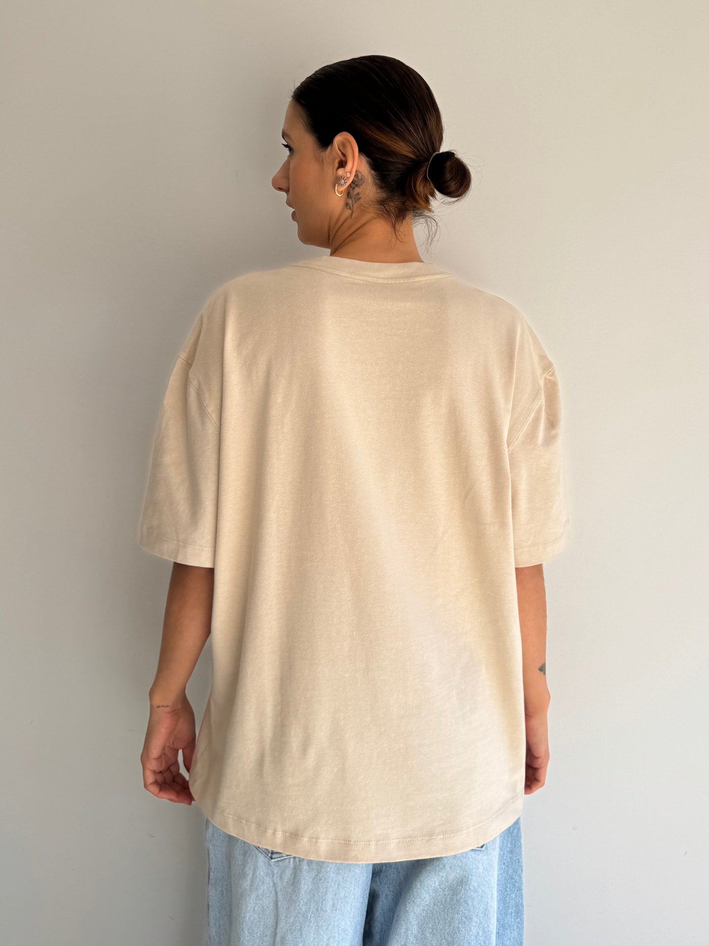 CAMISETA BEGE - M