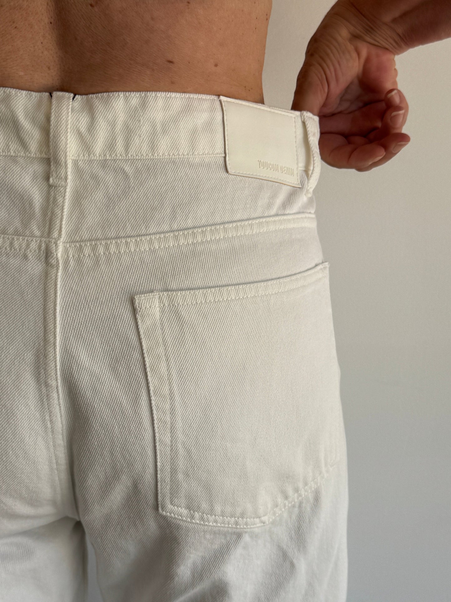 CALÇA MOM BRANCA - 42