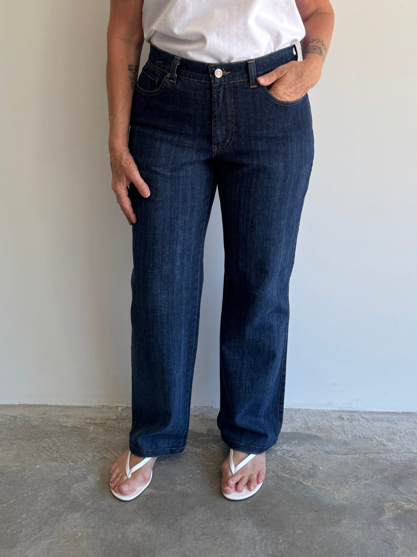 CALÇA JEANS ESCURO - 44
